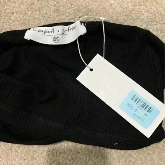 ⭐️ New with tags LF emma and Sam size xs black shirt with chains - Picture 5 of 5